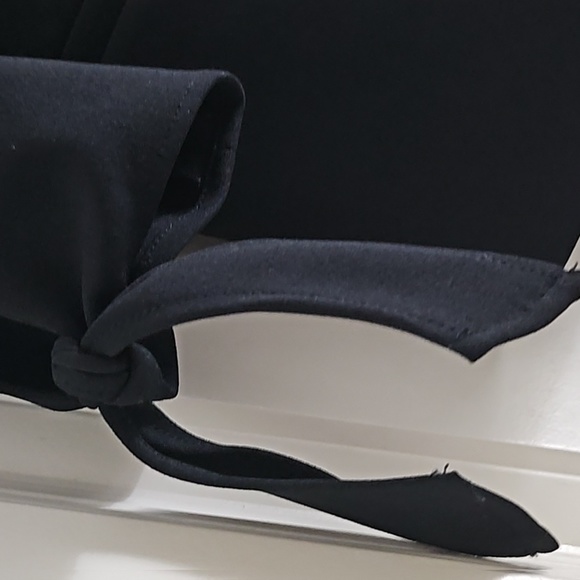 Blazer - Picture 2 of 3